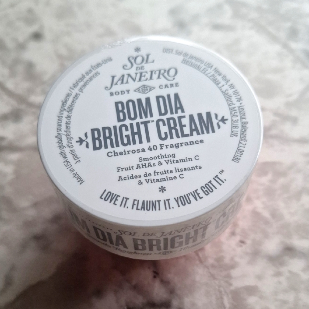 Sol de Janeiro Bom Dia Bright Cream